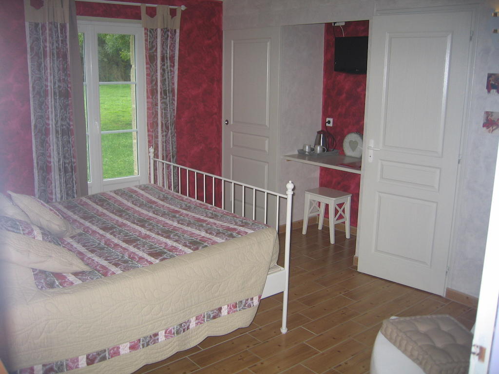 La Minaudiere Nueil-sous-les-Aubiers Kamer foto