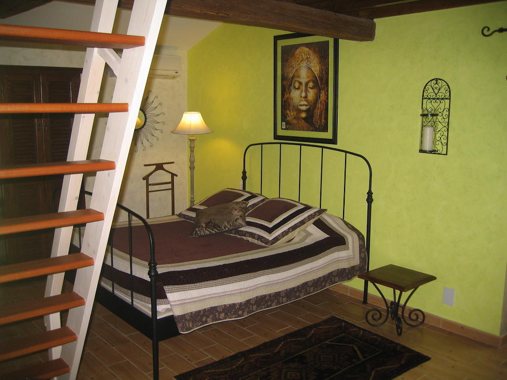 La Minaudiere Nueil-sous-les-Aubiers Kamer foto