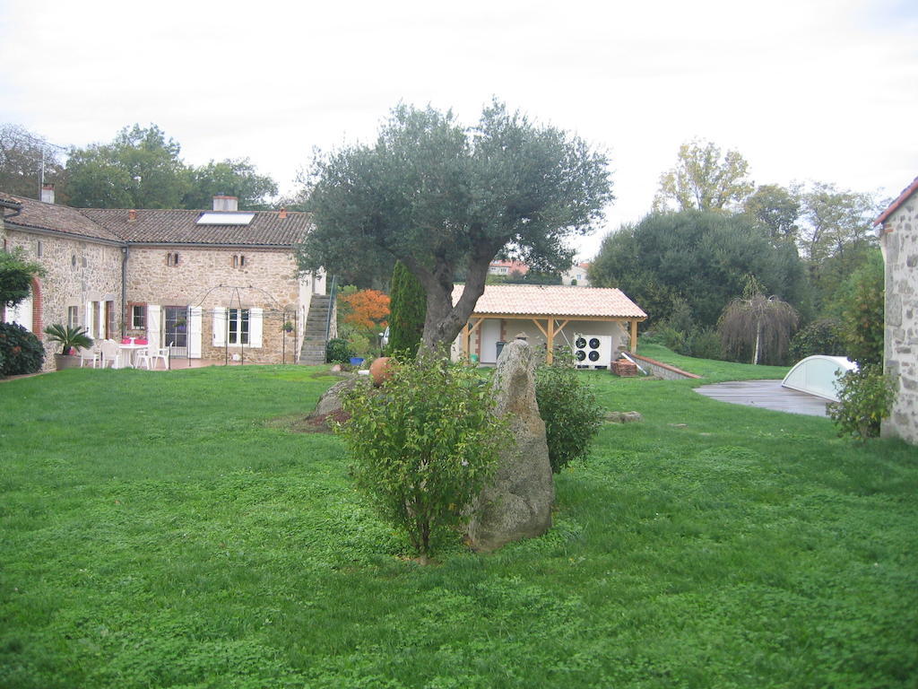 La Minaudiere Nueil-sous-les-Aubiers Buitenkant foto